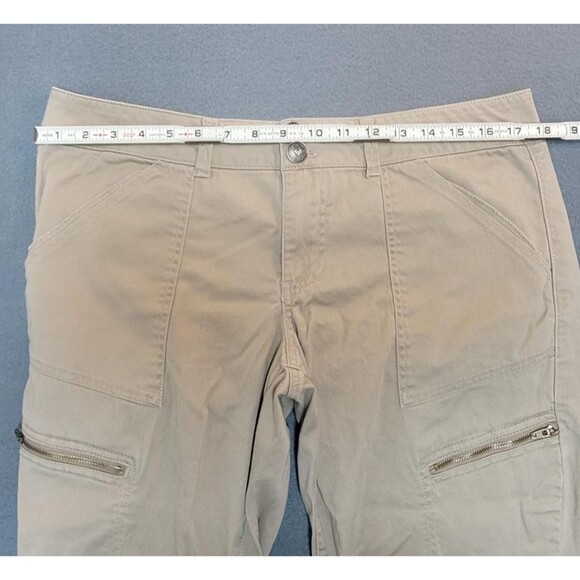 Women's Rewind Cargo Pants Khaki Size 11 with Zippered Cargo Pockets - Picture 4 of 10